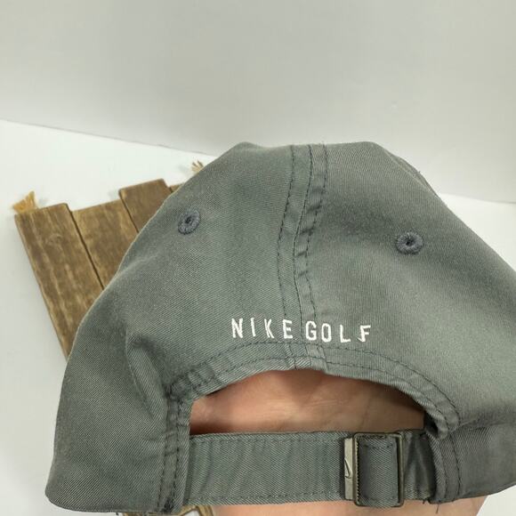 Nike Golf Heritage86 Lightweight Gray Dri-Fit Strapback Hat - Picture 3 of 5